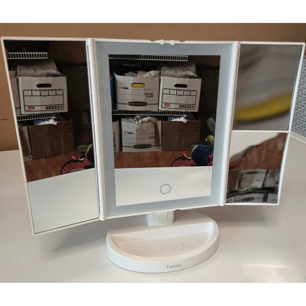 Fancii Tri-Fold LED Lighted Vanity‎ Makeup Mirror 1x 2x 3x USB/Battery